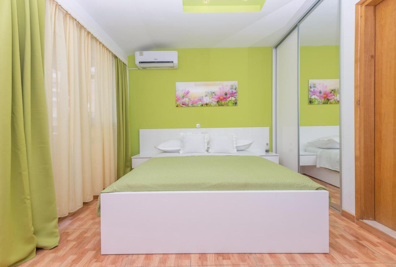 Apartments Villa Vujcic ماكارسكا المظهر الخارجي الصورة