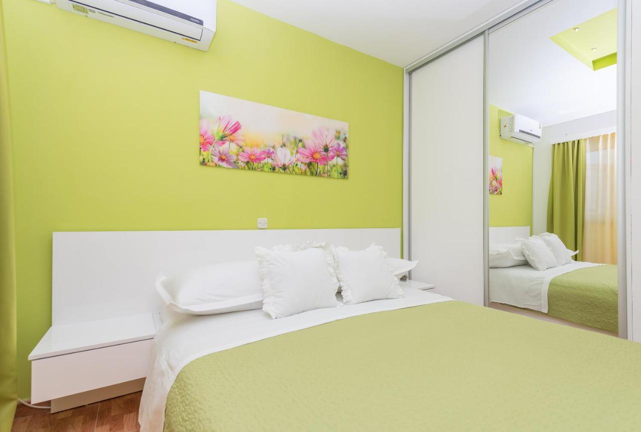 Apartments Villa Vujcic ماكارسكا المظهر الخارجي الصورة
